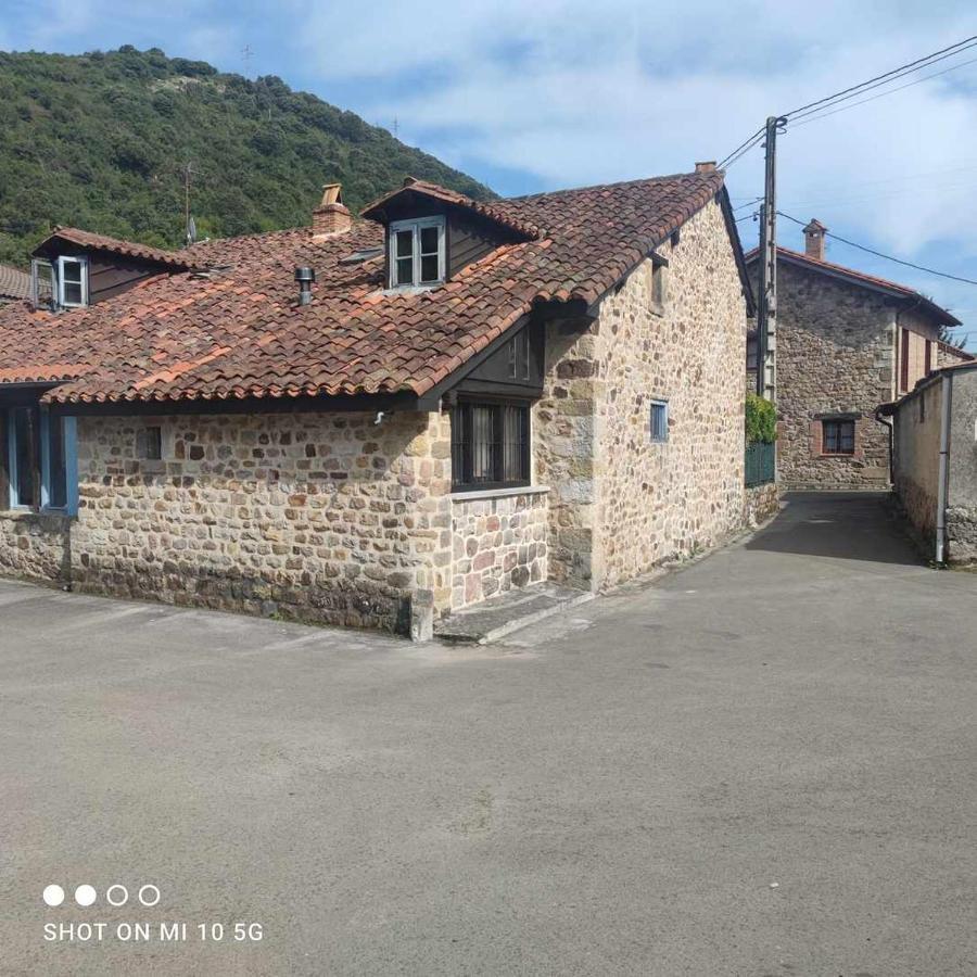 Casa Rural El Amparuco Treceno Ngoại thất bức ảnh